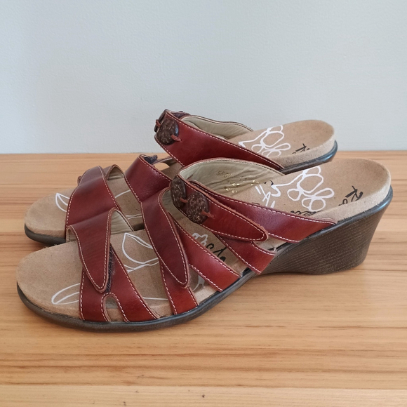 Romika Shoes - New Romika Maui Brown Leather Adjustable Three Strap Wedge Heel Sandal Size 41